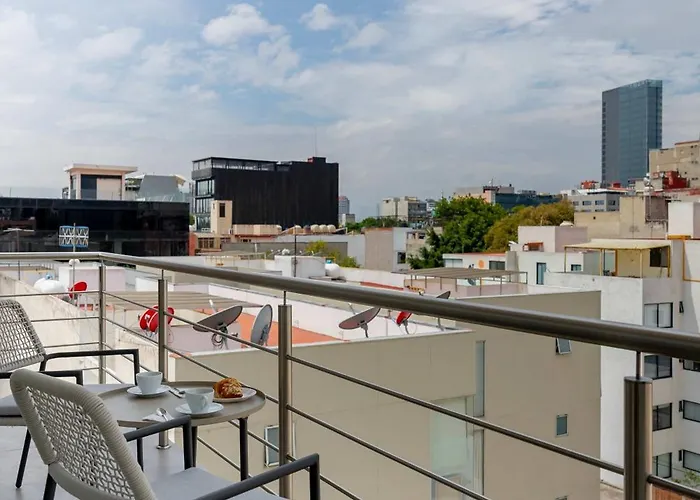 Capitalia Modern 1br With Rooftop Jacuzzi & Gym
