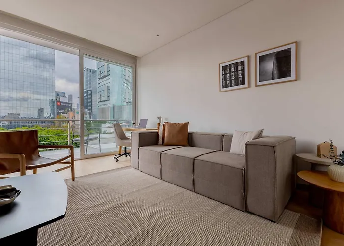 Capitalia Modern 1br With Rooftop Jacuzzi & Gym